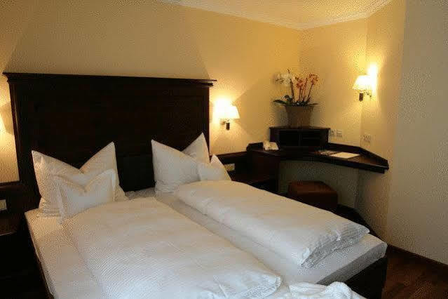 Hotel Zur Post Бад-Кецтінг Екстер'єр фото
